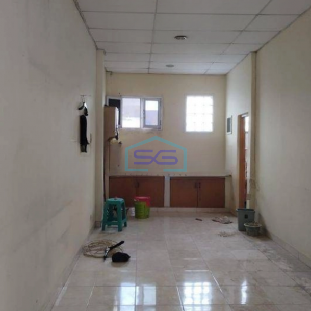 Disewakan Ruko di Pinggir Jalan Tomang Jakarta Barat-2