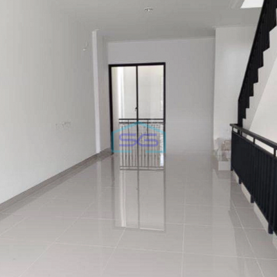 Disewakan Ruko Baru Green lake Full 3 Lantai Jakarta Barat-4