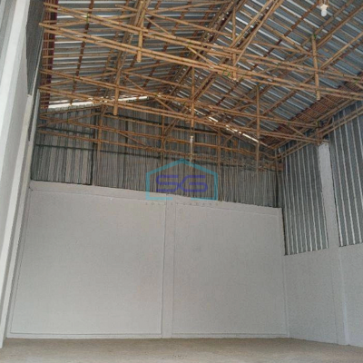 Disewakan Gudang Luas 150m2 Murah Bisa Masuk Container 40ft di Jakarta Barat-2