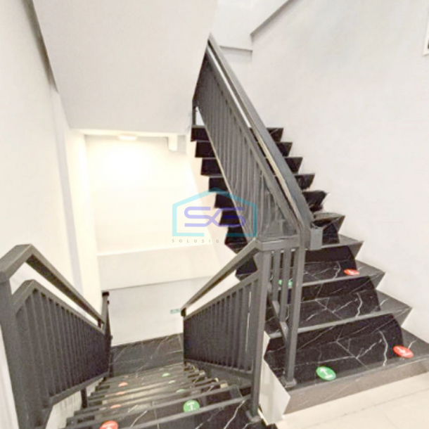Dijual Ruko Gandeng di Pik Jakarta Utara Luas Bangunan 202m2-2