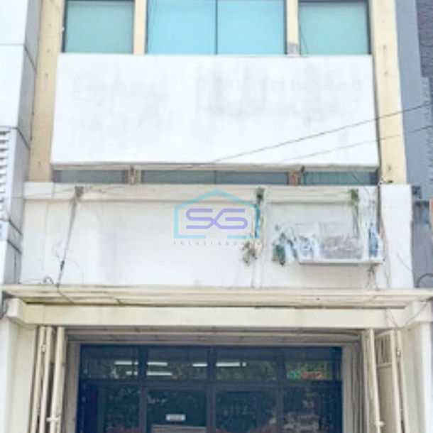 Dijual Cepat Ruko 3 lantai Lokasi Strategis di Citra garden Jakarta Barat LB 294m2-1
