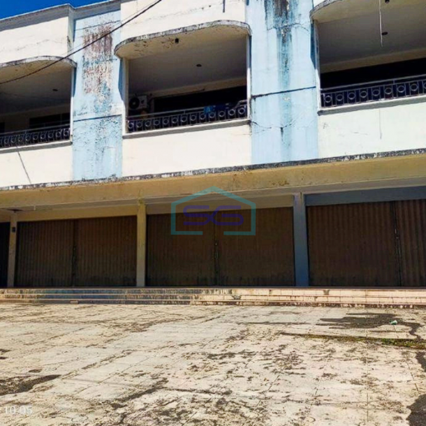 Disewakan Ruko 2 Lantai LB 600m2 Cocok Buat Ekspedisi di Manado-1