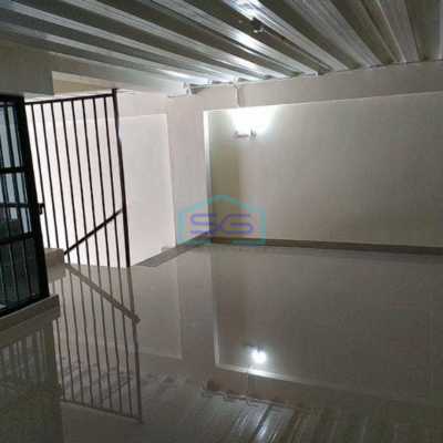 Disewakan Ruko Ex Showroom Di Jl Yos Sudarso Manado Cocok Buat Ekspedisi Cargo LB 300m2-2