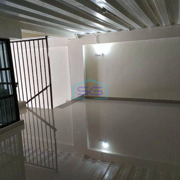 Disewakan Ruko Ex Showroom Di Jl Yos Sudarso Manado Cocok Buat Ekspedisi Cargo LB 300m2-2