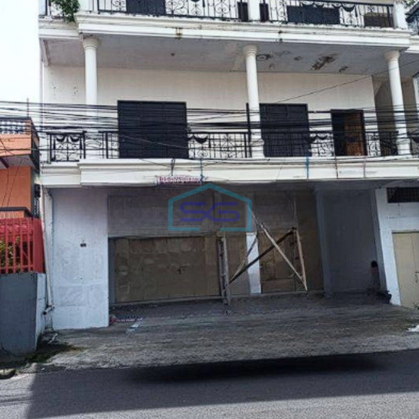 Disewakan Ruko 3 Lantai di Paal Dua Pas Buat Toko Kantor Ekspedisi Cargo Manado-1