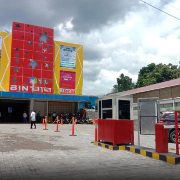 Dijual Tanah 5 H Samping Perum GRITMA Jl Adipura Dekat Bandara Mapanget, Manado Luas Tanah (PxL)  50000 m²-1