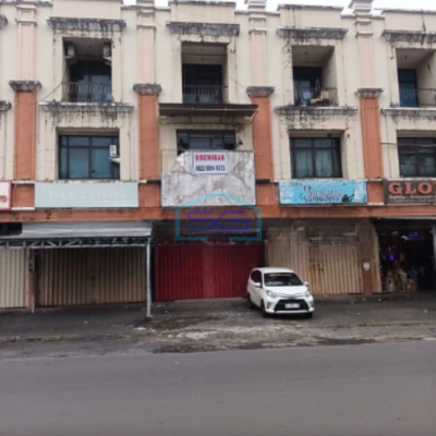 Disewakan Ruko 3Lt Mega Mas Hadap Boulevard Pas Buat Kantor Sario, Manado Luas Bangunan  450 m²