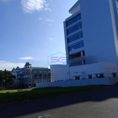 Disewakan Ruko 3lt Marina Plaza Cocok Buat Kantor Salon Kecantikan Wenang, Manado Luas Bangunan  600 m²