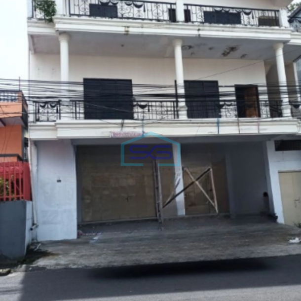 DIsewakan Ruko 3Lt di Paal Dua Cargo Paal Dua, Manado Luas Bangunan  600 m²-1
