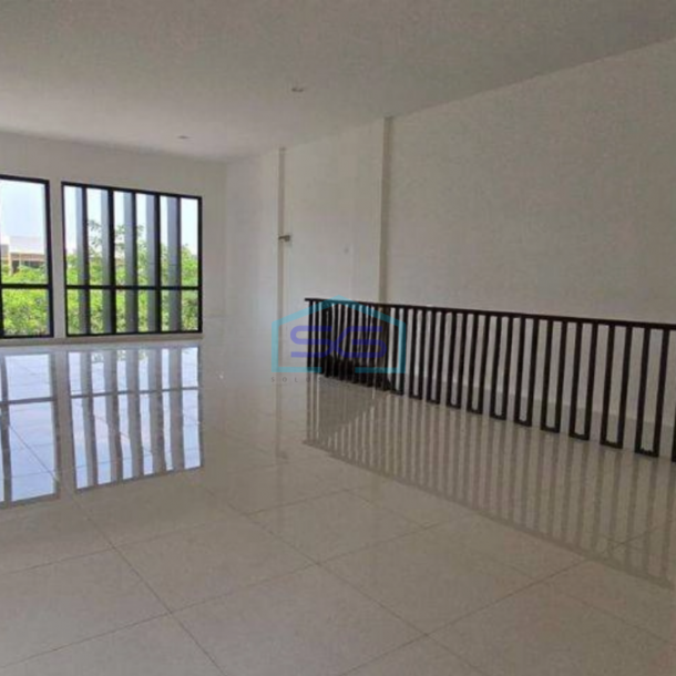 Dijual Ruko Hook 3 Lantai Baru Hadap Jalan Raya di Greenwhich Bsd Tangerang LB 205m2-4