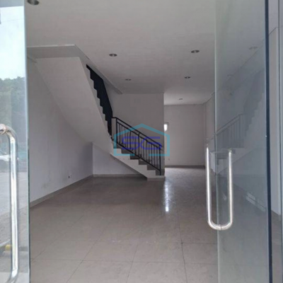 Disewakan Ruko 3 Lantai di Meruya Kembangan Jakarta Barat LT 2100m2