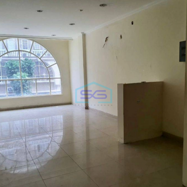 Disewakan Ruko 4 Lantai Sedayu Square Cengkareng, Jakarta Barat LB 292m2-1