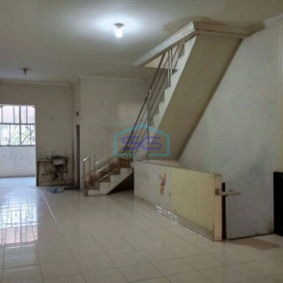 Disewakan Ruko 2 Lantai Hadap Jalan di Karang Tengah, Tangerang LB 250m2