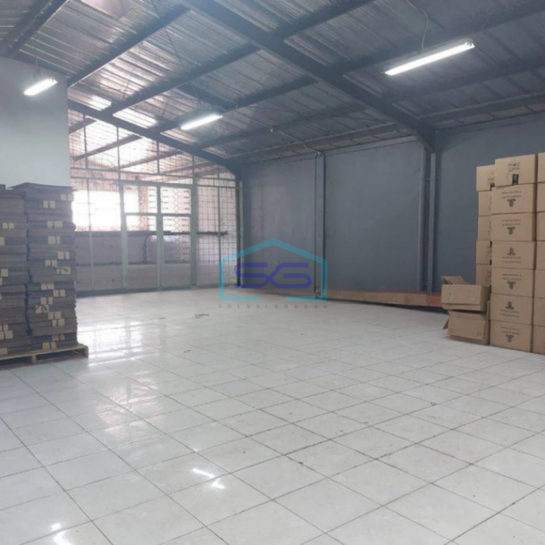 Dijual Cepat Gudang Siap Pakai di Taman Tekno, Tangerang LB 700m2-1