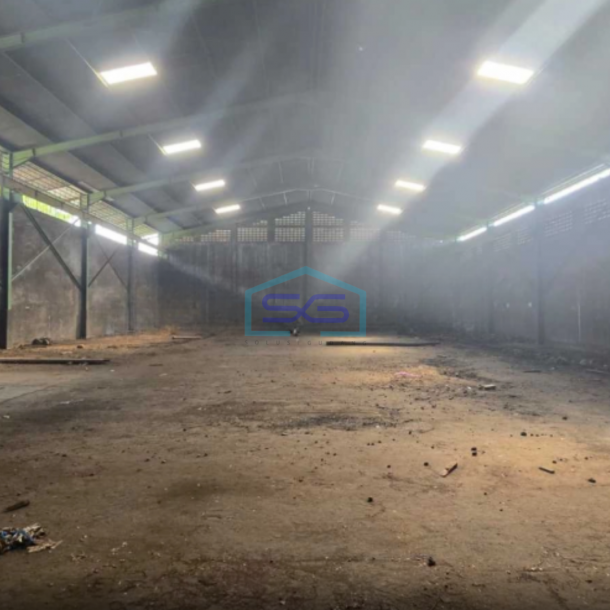 Disewakan Gudang Super Strategis di Jalan Raya Kebakkramat Palur Solo Bebas Banjir LB 690m2-2