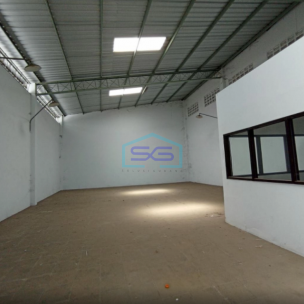 Disewakan Gudang Bagus Strategis di Banyuanyar Solo Luas Bangunan 275m2-3