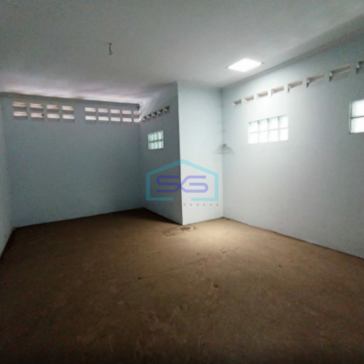 Disewakan Gudang Bagus Strategis di Banyuanyar Solo Luas Bangunan 275m2