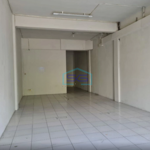 Disewakan Ruko Strategis 3 Lantai Tengah Kota Solo LB 255m2-3