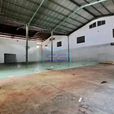 Disewa Gudang 1,5 lantai siap pakai akses kontainer dekat pintu toll kartasura solo.