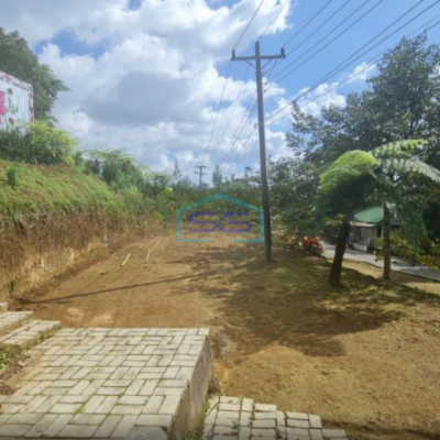 Dijual Tanah Bagus Untuk Usaha di Kemuning Ngargoyoso Karanganyar Solo LT 1370m2