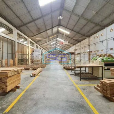 Disewa Gudang akses kontainer di jalan raya gatak mayang sukoharjo