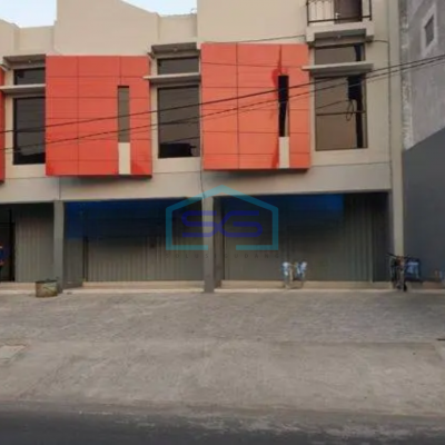 Dijual Ruko 3 lantai lokasi strategis dekat soto kirana solo