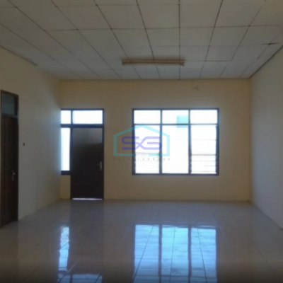 Dijual Ruko Strategis Dekat Jalan Slamet Riyadi Solo Bebas Banjir LB 1180m2