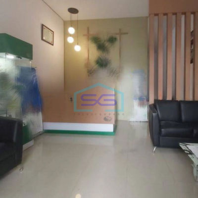 Dijual ruko di Jl Yosodipuro Solo