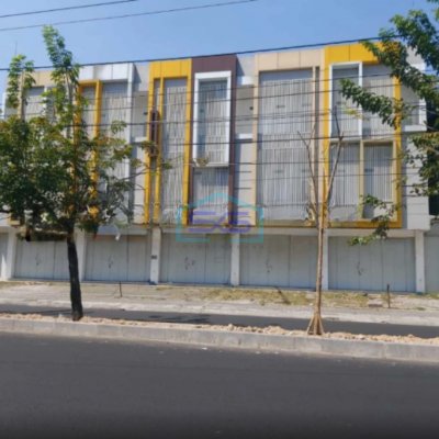 Dijual Ruko Strategis 3 Lantai Tengah Kota Solo Lokasi di Jalan Yos Sudarso LT 633m2