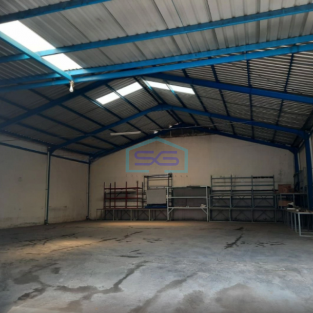 Dijual Tanah Bonus Bangunan Gudang di Perumahan Puri Gading Solo Raya Luas 252m2-2