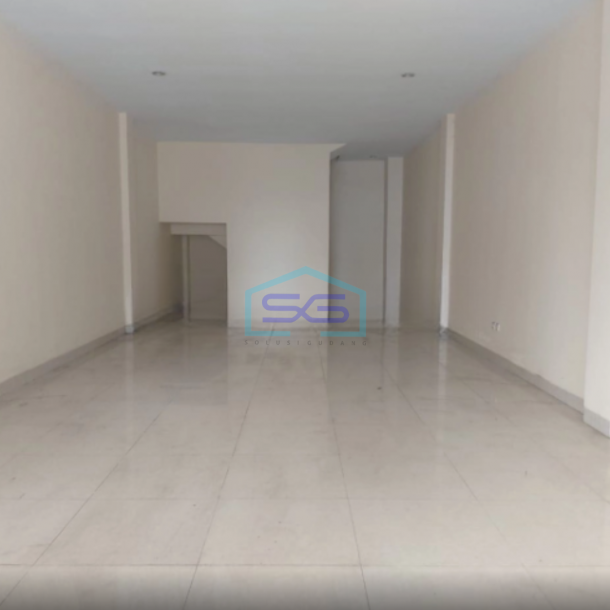 Dijual Cepat Ruko Strategis 3 Lantai di Kawasan Bisnis Pasar Kliwon Solo NEGO LB 196m2-2