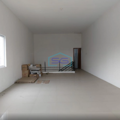 Dijual Cepat Ruko Strategis 3 Lantai Harga OK di Jl Yosodipuro Solo LB 127m2