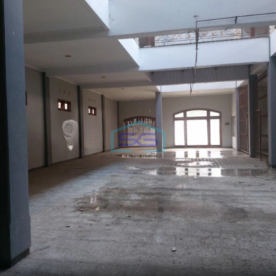 Dijual Ruang Usaha Strategis Dekat Klodran Solo LB 1050m2 Cocok Untuk Kantor