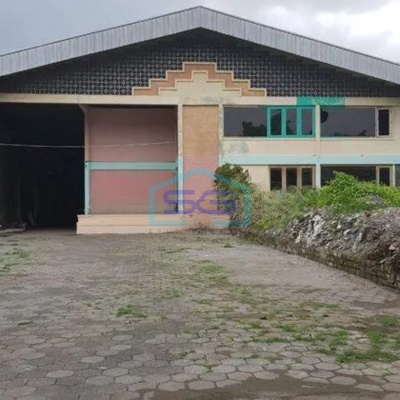 Dijual Gudang eksklusif likasi strategis dekat jalan raya solo jogja