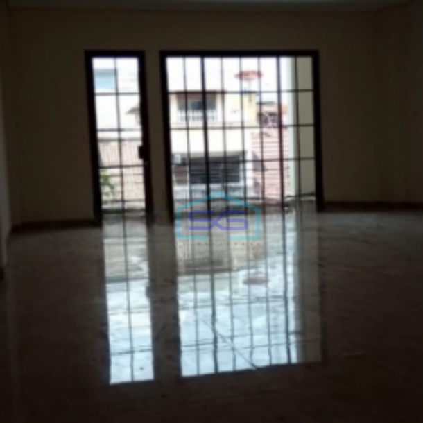 Dijual Ruko 3 Lantai di Jalan Dr Rajiman Solo Dekat Pasar Klewer Solo LT 620m2-4