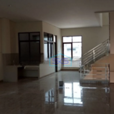 Dijual Ruko 3 Lantai di Jalan Dr Rajiman Solo Dekat Pasar Klewer Solo LT 620m2