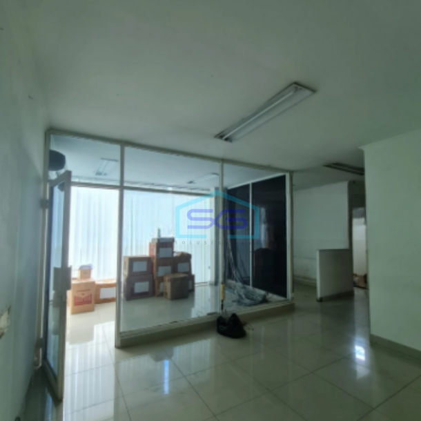 Dijual Ruko Mewah di Jl Urip Sukoharjo Solo Luas Bangunan 1104m2-5