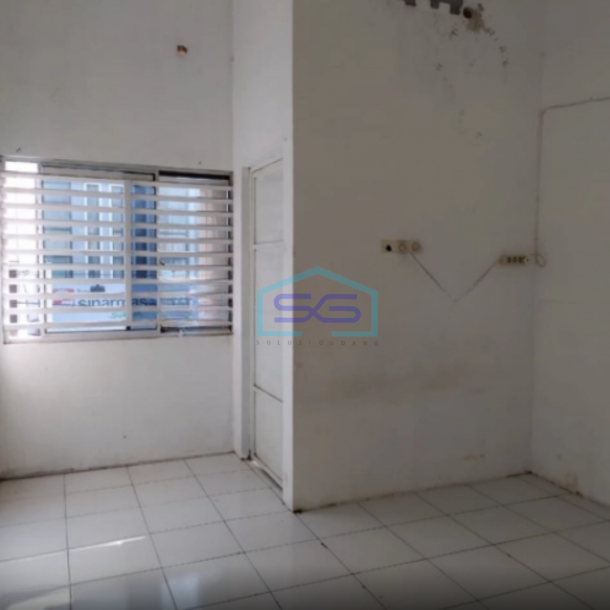 Disewakan Ruko 2 Lantai di Pinggir Jalan Raya Jalan RM Said Solo-3