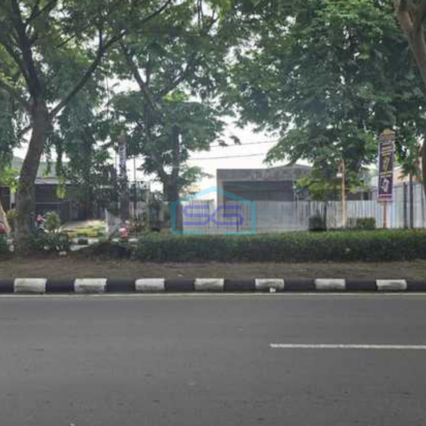 Disewakan Ruang Usaha Super Strategis Di Jalan Ir.soekarno Solo Baru Dekat Grogol Solo LT 860m2-1