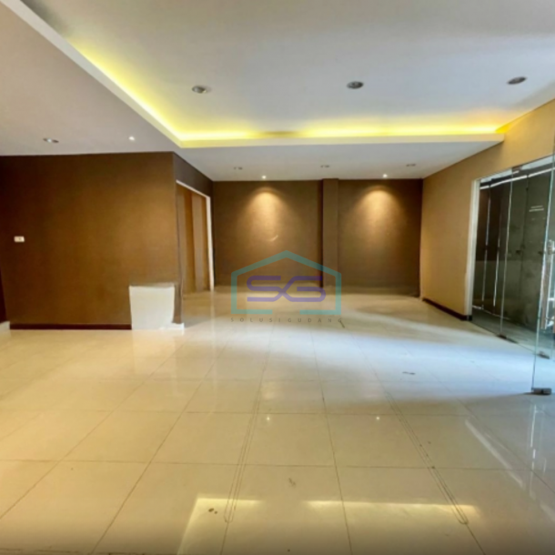 Disewakan Ruko 3 Lantai Lokasi Strategis di Jl. Slamet Riyadi Solo LB 495m2-5