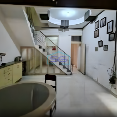 Disewakan Ruko Arsitektur Jawa Belanda Classic Modern Lokasi Strategis di Keprabon Solo LB 260m2