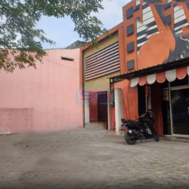 Disewakan Ruang Usaha Lokasi Strategis di Manahan Solo LB 265m2-4