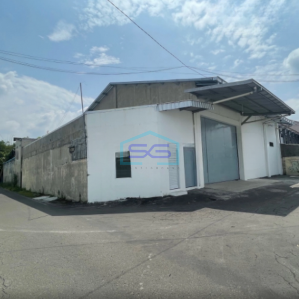 Disewakan Gudang Bersih Siap Pakai Dekat Tol Klodran Di Jajar Laweyan Solo LB 400m2-3