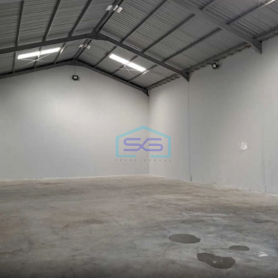 Disewakan Gudang Akses Kontainer Dekat Pintu Toll Klodran di Jalan Adisucipto Solo LT 750m2