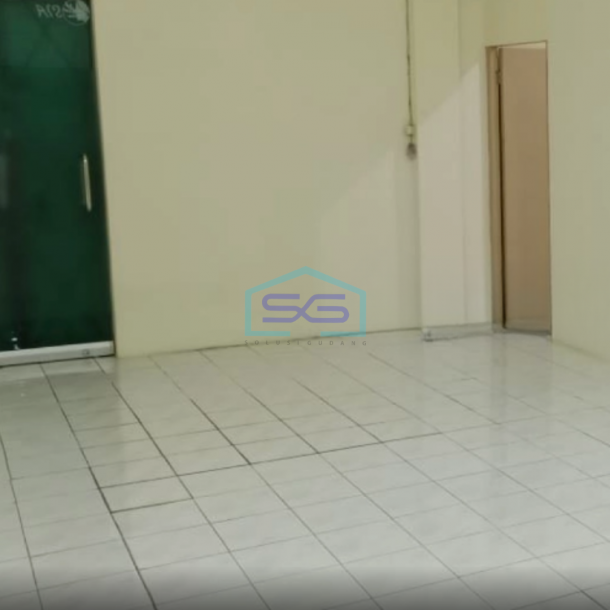 Disewakan Gudang Strategis Dekat Pintu Tol Klodran Solo LB 630m2-5