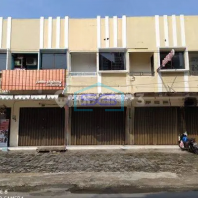 Disewa  ruko dinpinggir jalan raya jl rm said solo