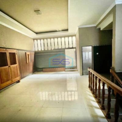Dijual Ruko 2 Lantai Strategis Di Mojosongo Dekat Jebres Solo LB 300m2