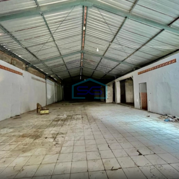 Disewakan Gudang atau Ruang Usaha Strategis Dekat Sriwedari Jalan Slamet Riyadi Solo-3