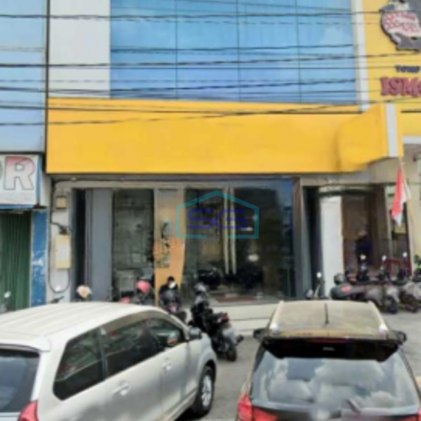 Disewakan Ruko 3 Lantai Kawasan Niaga Di Pasar Legi Banjarsari Solo LB 300m2-1