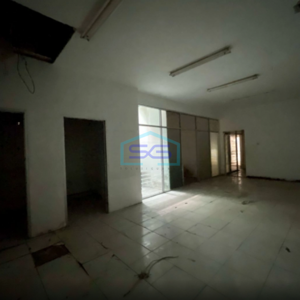 Disewakan Ruko 1,5 Lantai Ex Bank di Jl. Slamet Riyadi Sriwedari Solo LB 500m2-6